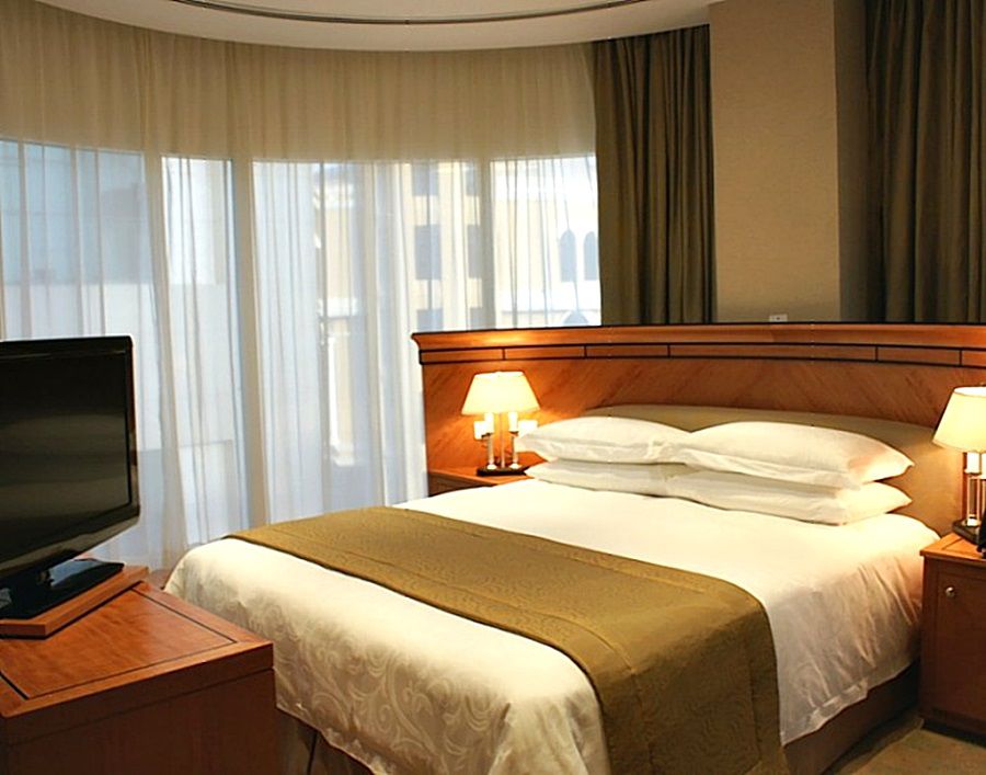 Wiseman Grand Hotel Doha Exterior photo A bedroom in a hotel