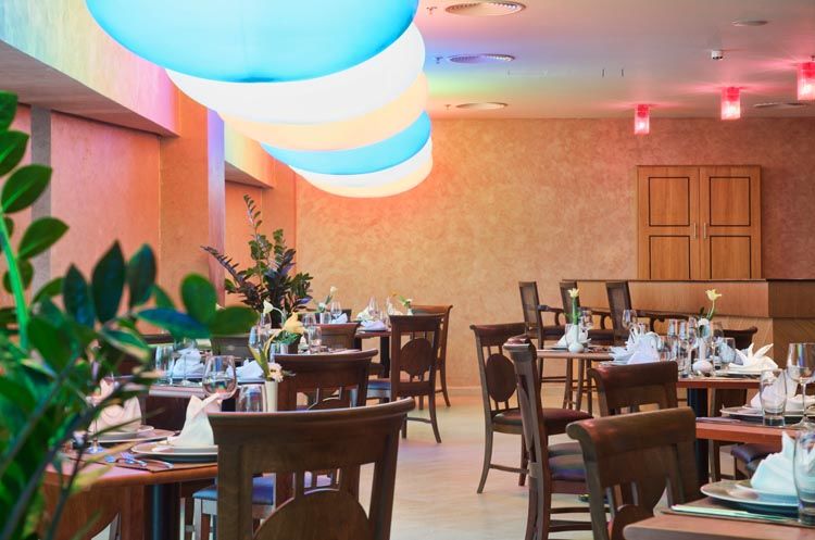 Wiseman Grand Hotel Doha Exterior photo The restaurant at the hotel